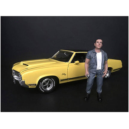 American Diorama Figurine - "Hanging Out II" Beto for 1/18 Scale Models Blister Pack ,