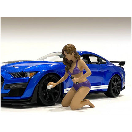 American Diorama Figurine - Poly Resin Alisa Bikini Car Wash Girl for 1/18 Models ,