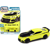 Autoworld 1/64 Scale Model Car - 2019 Chevrolet Camaro Nickey ZL1 1LE Shock Yellow ,
