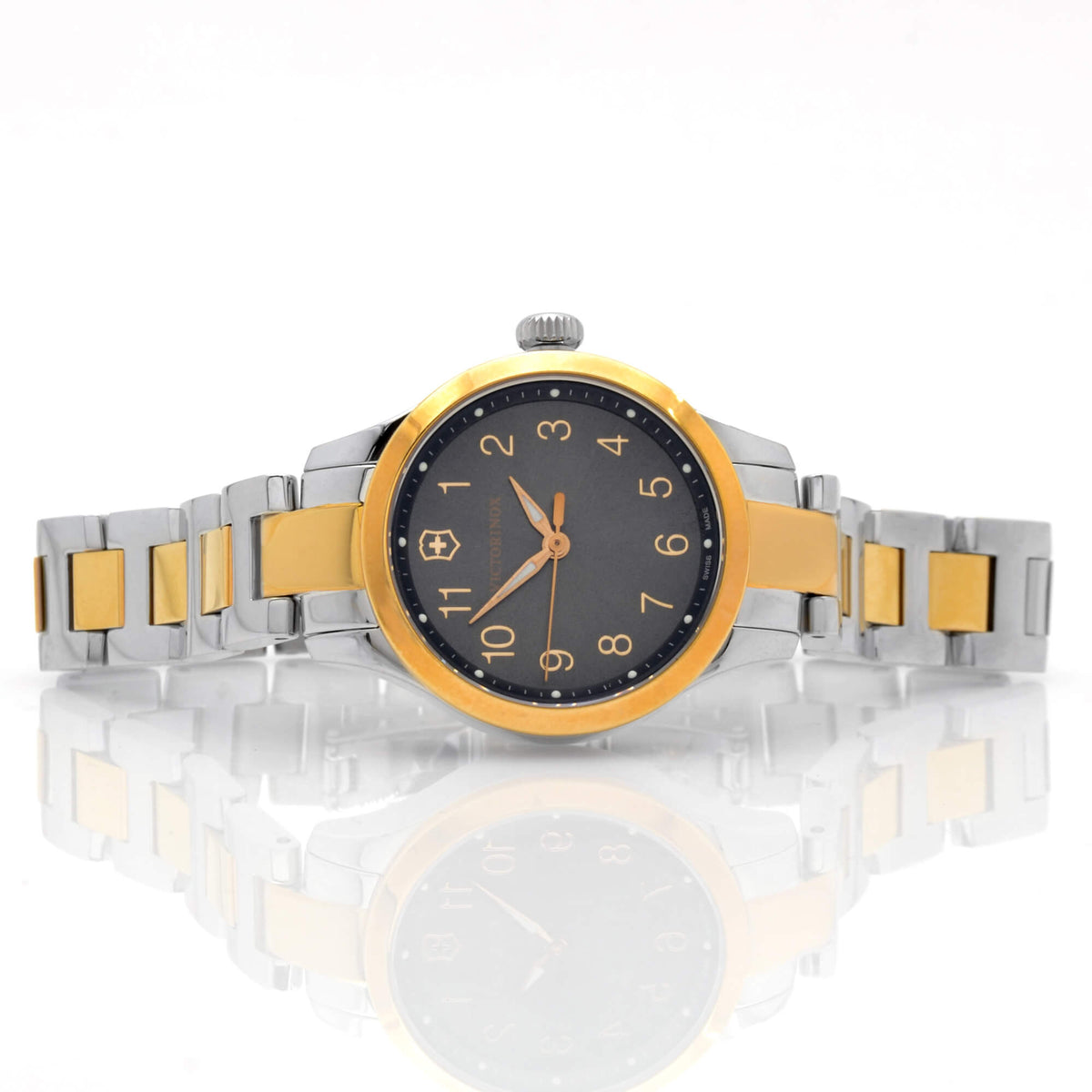 ℋ 様 Victorinox Swiss Army Men's Quartz Watch - I.N.O.X. Black