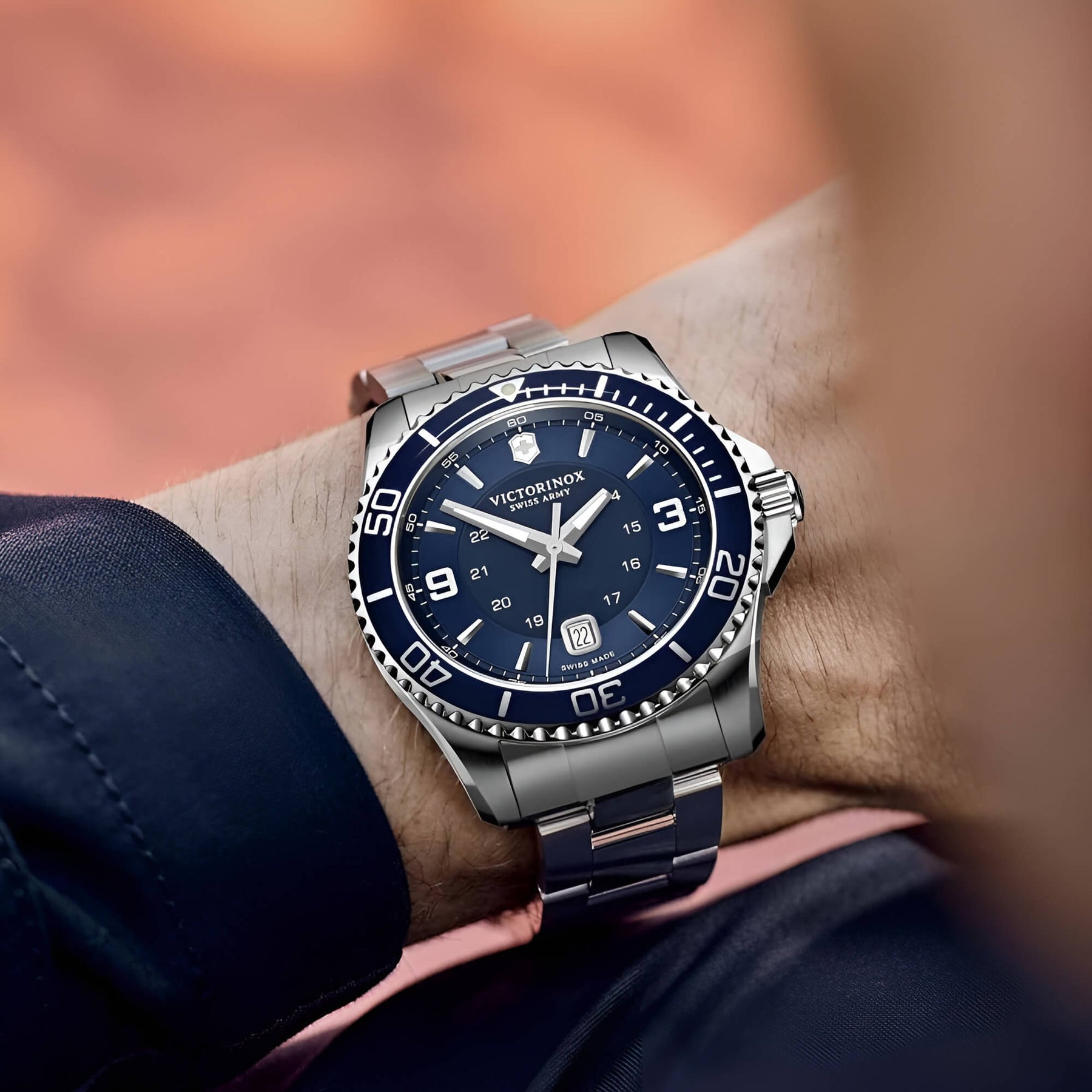 エーエフヴァンデヴォースト シルク アシンメトリー 切替 トップス サイズ2 Victorinox Swiss Army 241602 Men's Maverick Large Navy Blue Dial