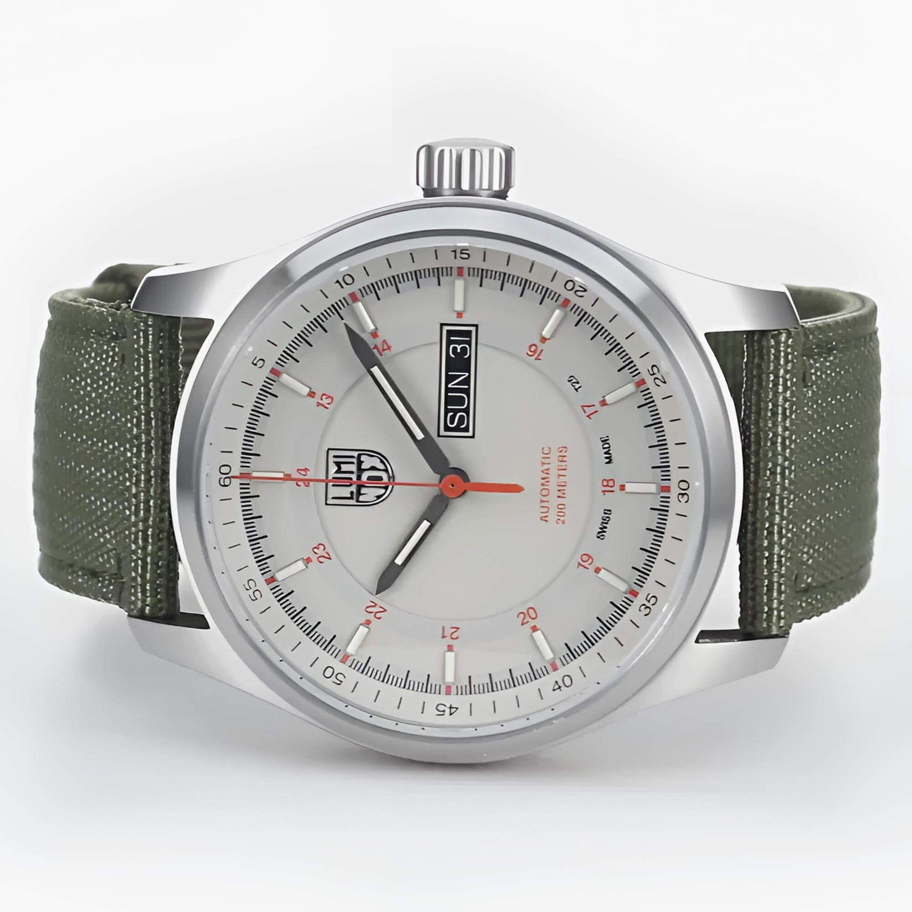 Luminox Men's Automatic Watch Atacama Field Power Reserve Off-White