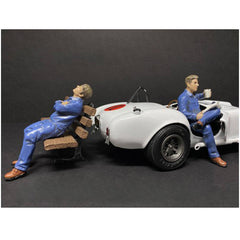 American Diorama Figurine Set - Sitting Mechanics for 1/18 Scale Models, 2 Piece