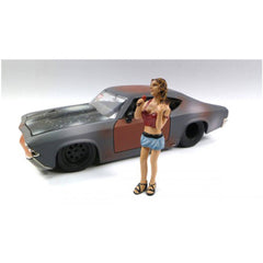 American Diorama Look Out Girl Monica Figure - For 1:24 Scale Diecast Car Models