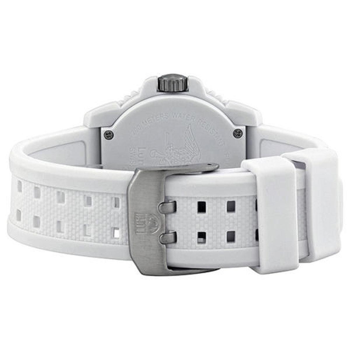 Luminox 3057 clearance