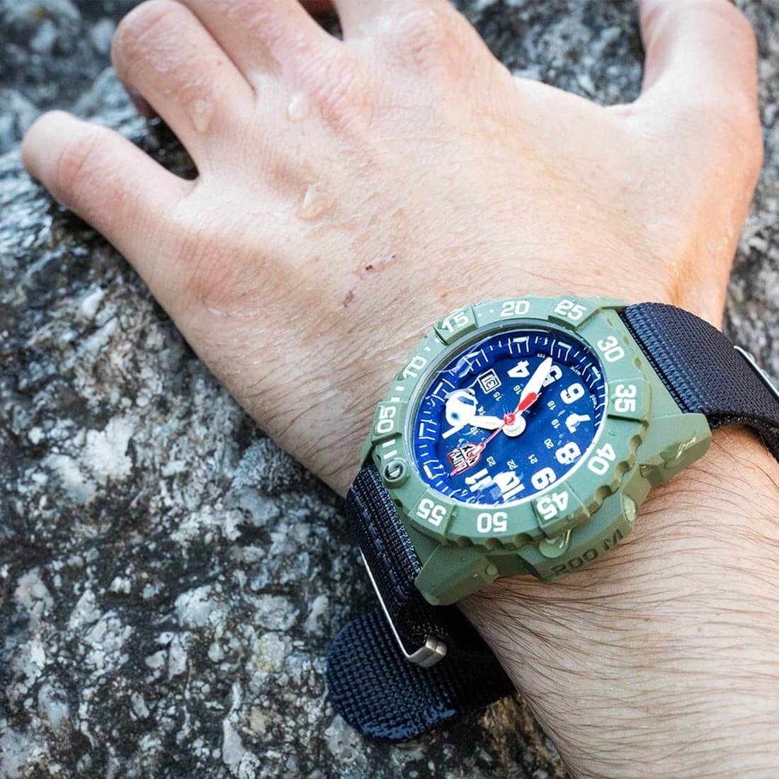 Luminox 3503.ND Navy Seal 3500 Men's Blue Band Dive Watch